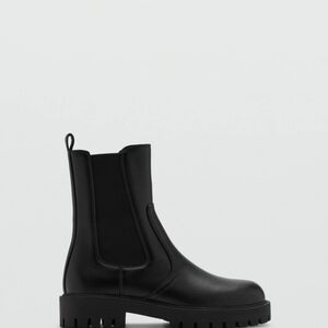 Mango Track Sole Chealse Boots / Black Ankle Boots